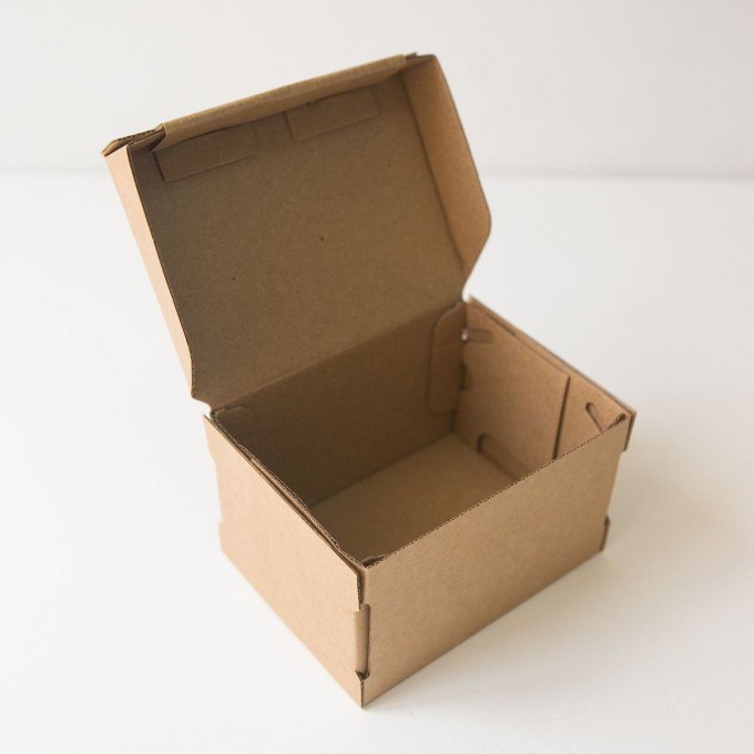 Коробка с откидной крышкой 12x9x7 см крафт