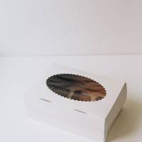 Коробка для 6 капкейков 25х17х10 см белая