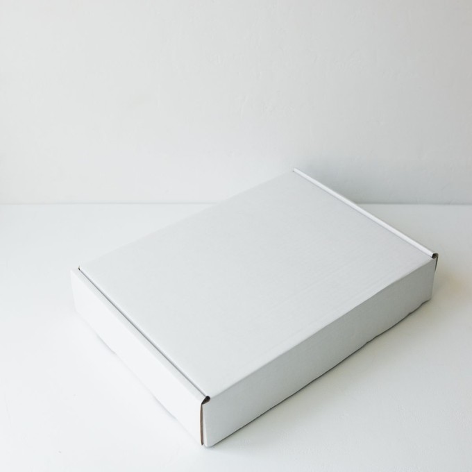 Коробка для пирога 23x23x5 см белая
