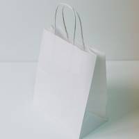 Пакет бумажный 22х25х12 см с кручеными ручками, белый