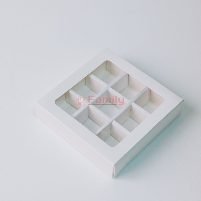 Коробка для конфет 9 шт 14,5x14,5x3,5 см белая