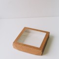Коробка универсальная 20x20x4 см с окном крафт