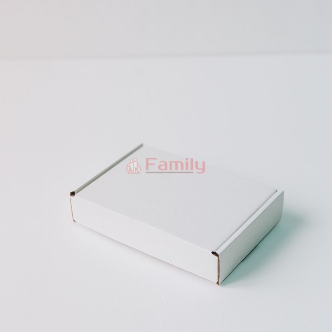 Коробка с откидной крышкой 21x7x6,5 см белая