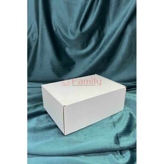 Коробка с откидной крышкой 27x20x10 см белая
