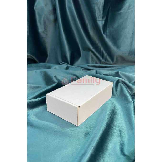 Коробка с откидной крышкой 17x8x4 см белый
