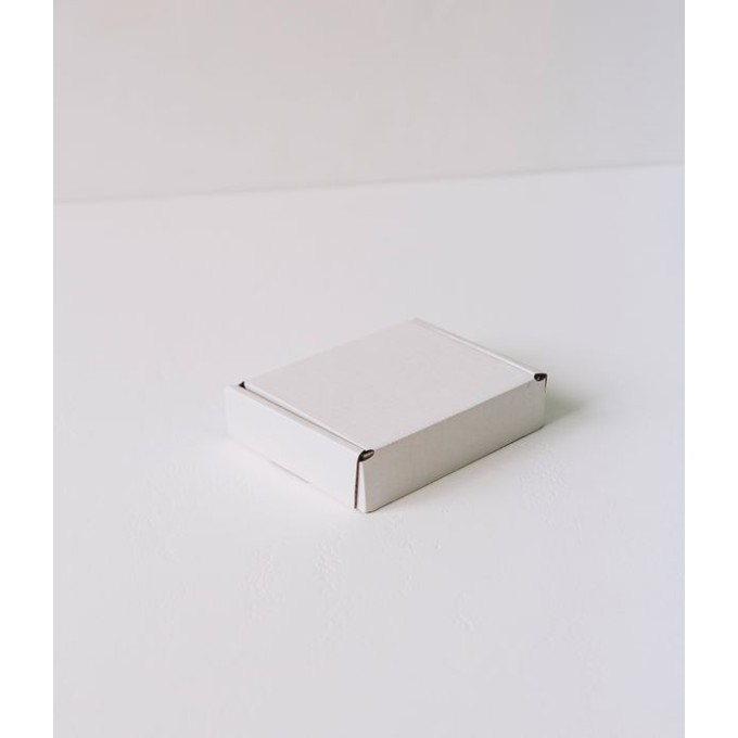 Коробка с откидной крышкой 10x8x3 см белая (30 штук)