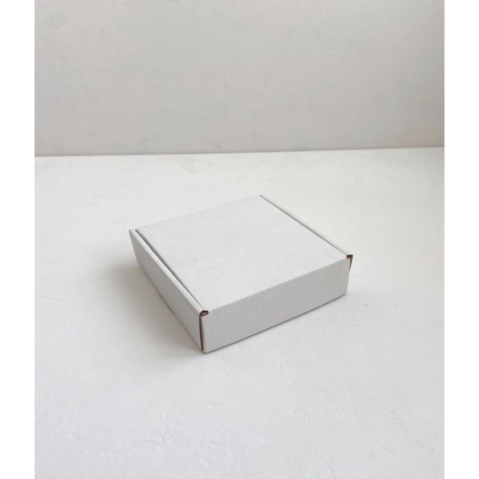 Коробка с откидной крышкой 17x14x5 см белая (30 штук)