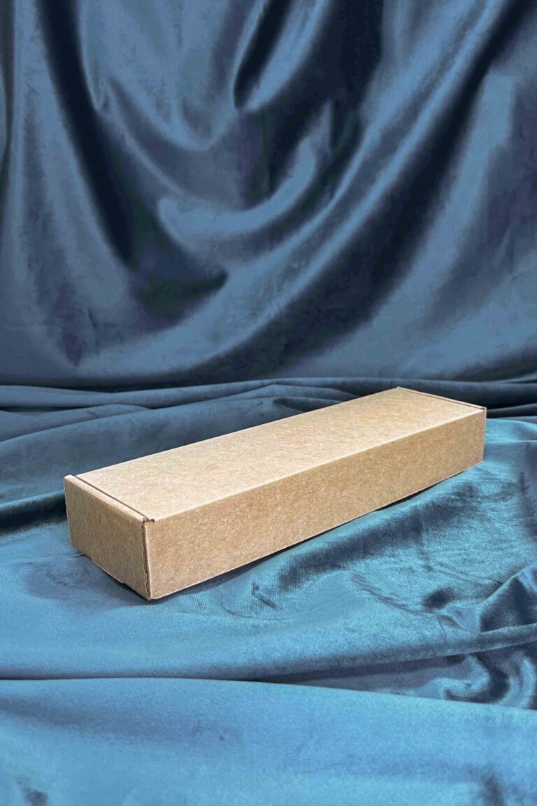 Коробка с откидной крышкой 35×8,5×5,5 см крафт