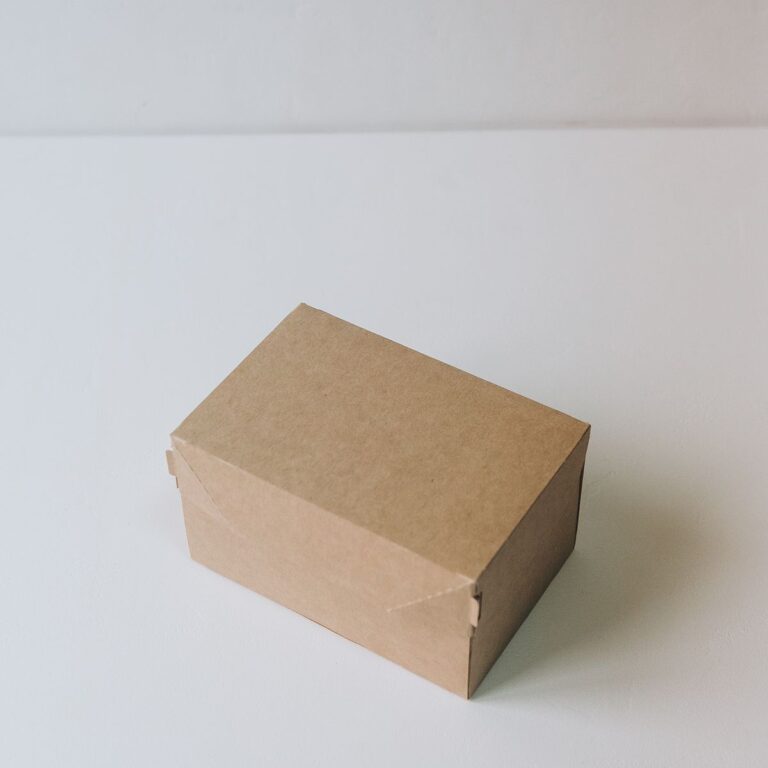 Коробка универсальная 15x10x8,5 см крафт