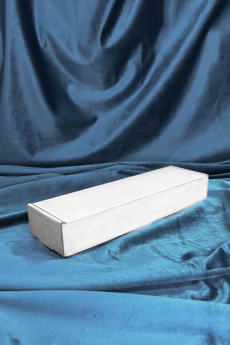 Коробка с откидной крышкой 35×8,5×5,5 см белый