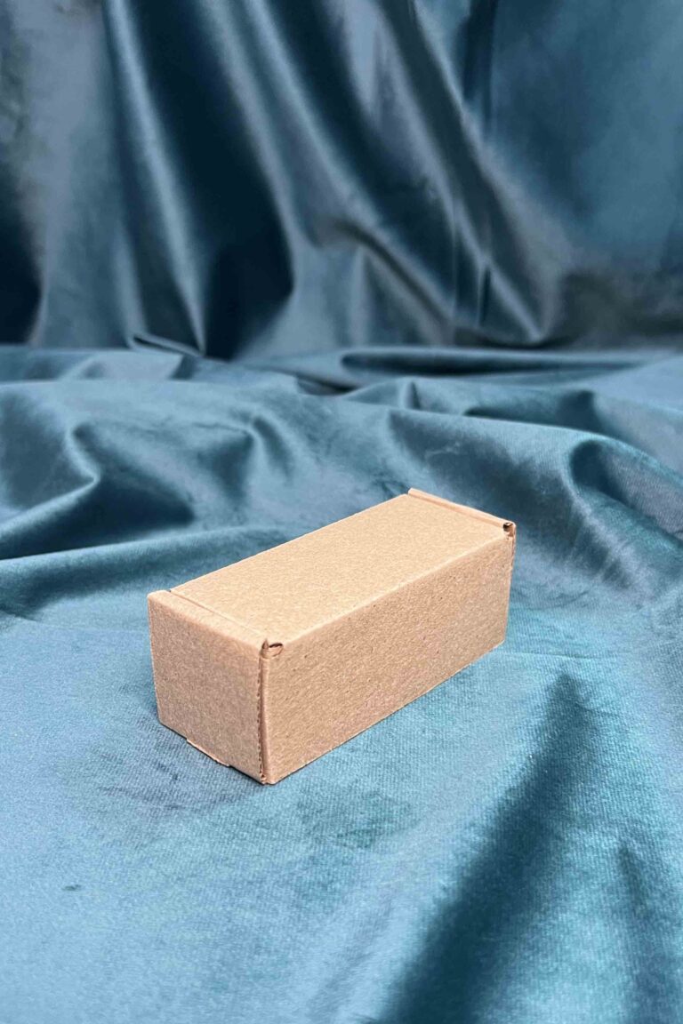 Коробка с откидной крышкой 11×3,5×3,5 см крафт